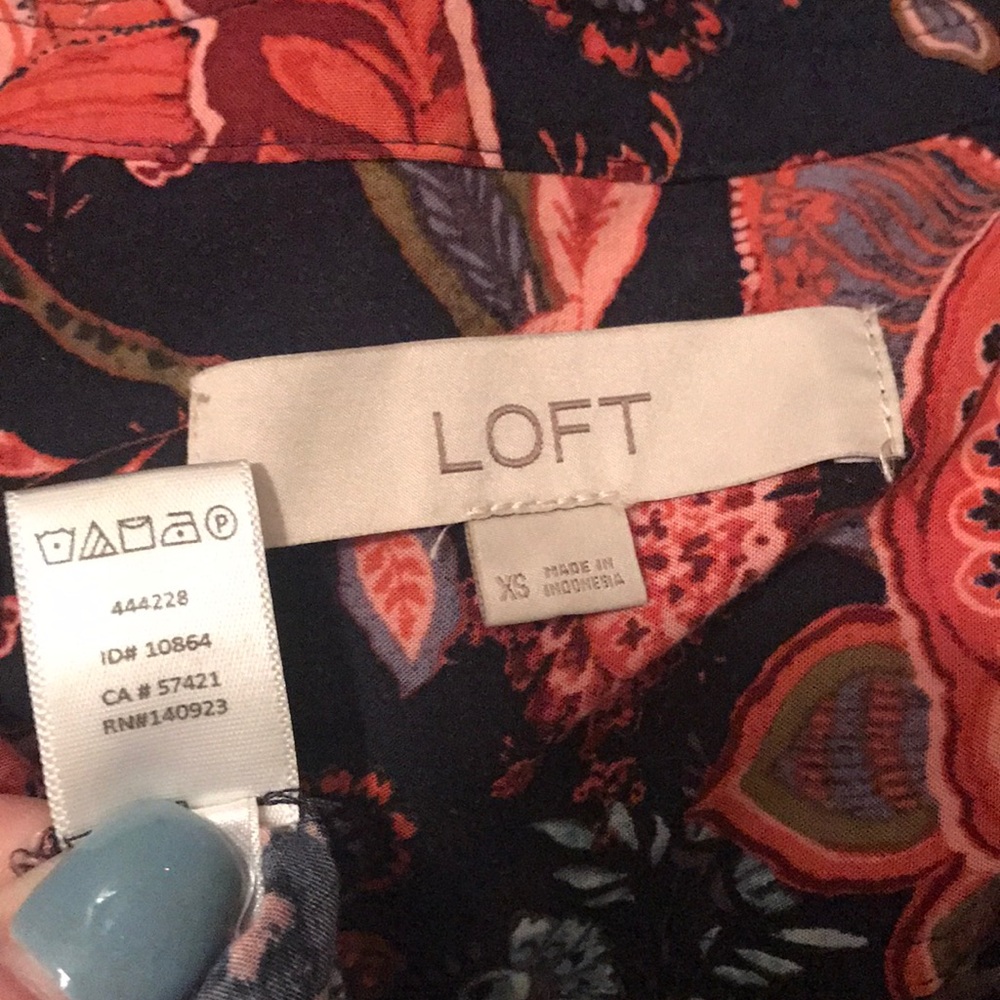 Loft multi colored top - Picture 3 of 6